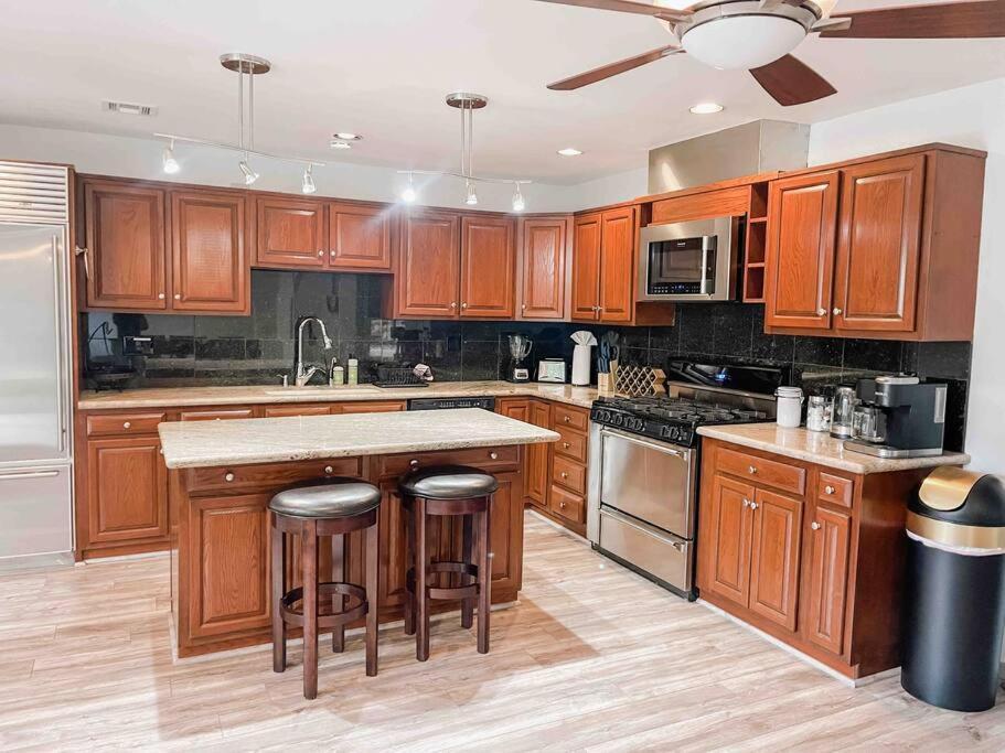 *Entertainment Villa* 5Min To Strip Optional Heated Pool Jacuzzi! Las Vegas Eksteriør billede